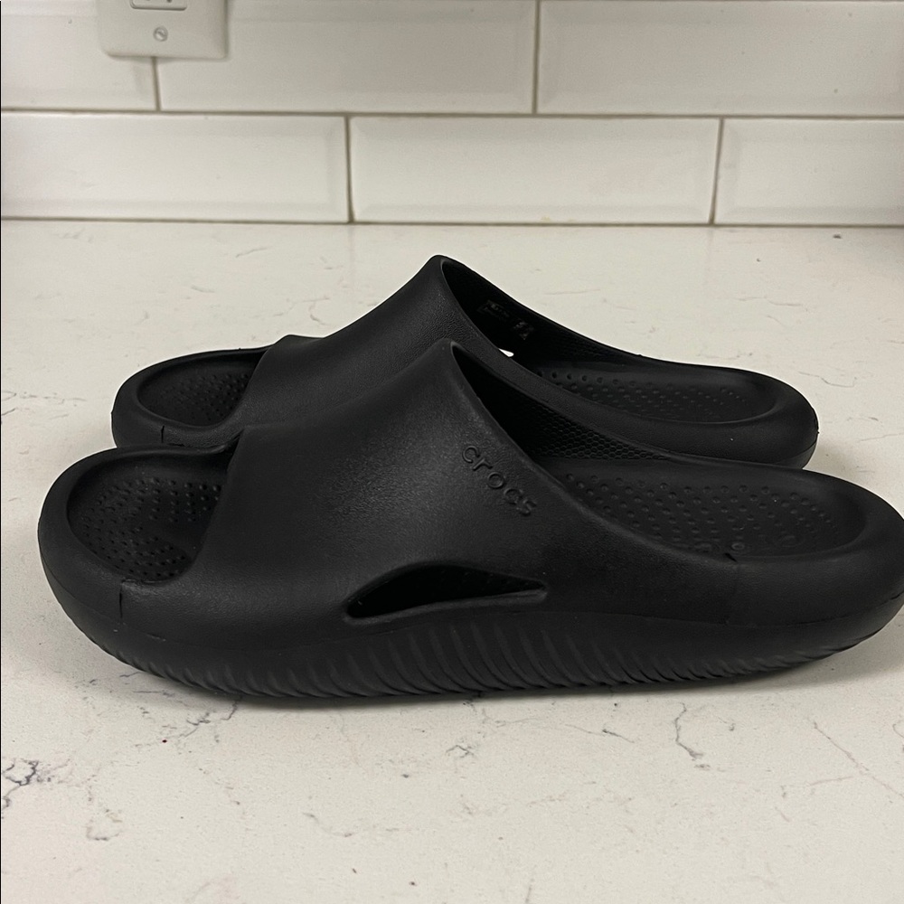 Crocs Mellow Recovery Slide Black Sandals 208392 Unisex Women’s 7 Men’s 5 Slides - Picture 11 of 15